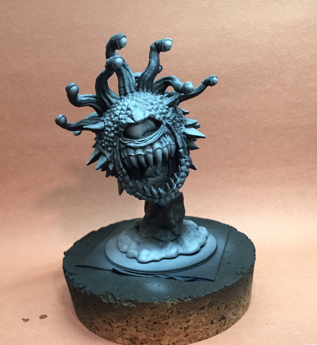 kitdub's tweet photo. Next up on the painting desk...@wizkidsgames D&amp;D Beholder!!!!! https://t.co/SKfnOJfmTS