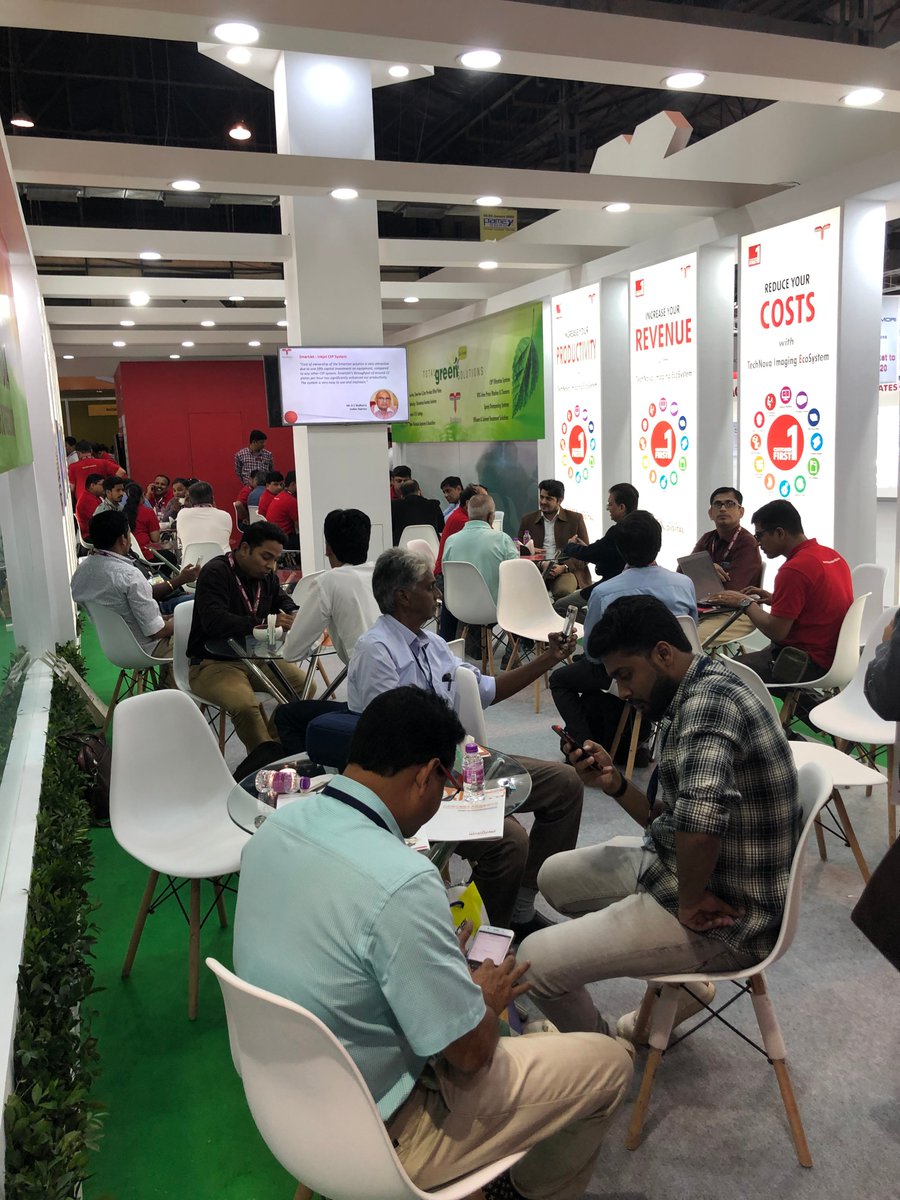 DuploAP's tweet photo. It was a great opportunity to meet new customers and promoted Duplo machines;) Thank you so much for Technova all members. We highly appreciate your sales efforts!

#uvcoater #technova #duplo #ddc-810 #design #india #pamex2020 https://t.co/Of7aPwBSCm