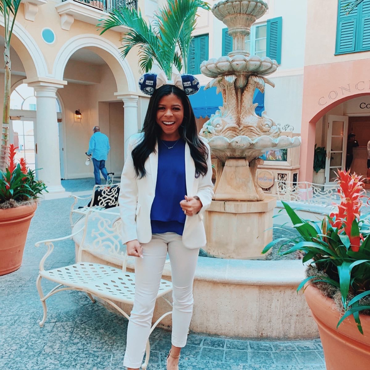 Ambria has touched down in Orlando🏈☀️🌴 Follow along this week on Instagram <a href="/ColtsCheer/">Colts Cheerleaders</a> for a behind-the-scenes look at all things Pro Bowl!!! #PBC20