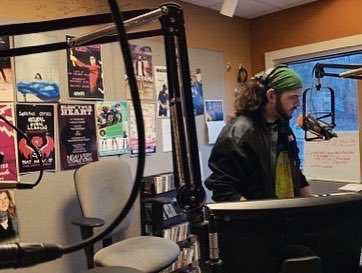 A HUGE thank you to The Asheville Radio Group @981theriver for a wonderful experience and everyone who joined us. There are so many wonderful people on this team who brings the Asheville community through great music stations. Thank you for allowing us to visit! <a href="/WISESportsRadio/">WISE Sports Radio</a>