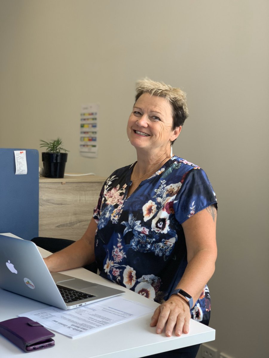 DCEducationNZ's tweet photo. Welcome to our newest team member, Tracey! She is our STEM/STEAM specialist and brightens our office with fresh flowers from her garden. Welcome to the DC team! 

#edtech #edchat #DigitalCircusNZ https://t.co/v08HLt26wq