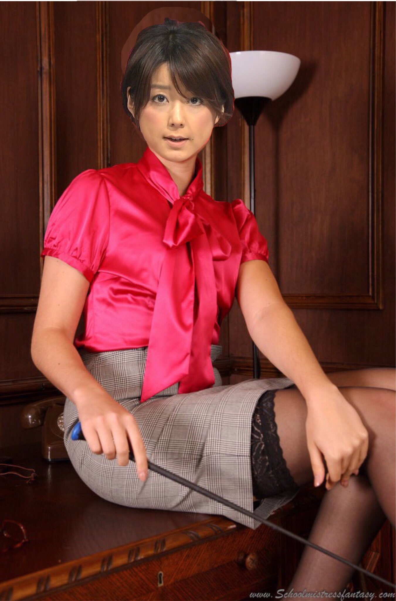 schoolmistressfantasy  / X