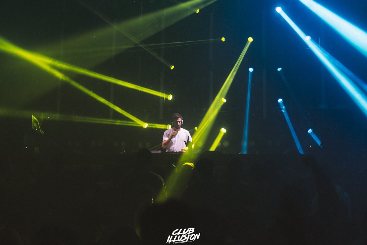 ClubillusionZH's tweet photo. It’s a pleasure to see @gregoriklosman back at @ClubillusionZH rocking the stage!🔥🔥

#Clubillusion #klosman #dance #electronic #zhuhainihjtlife #zhuhaiclubbing #zhuhaitravel #Zhuhaiig #zhuhaiparty #zhuhailifestyle https://t.co/0IIvtHt2nK