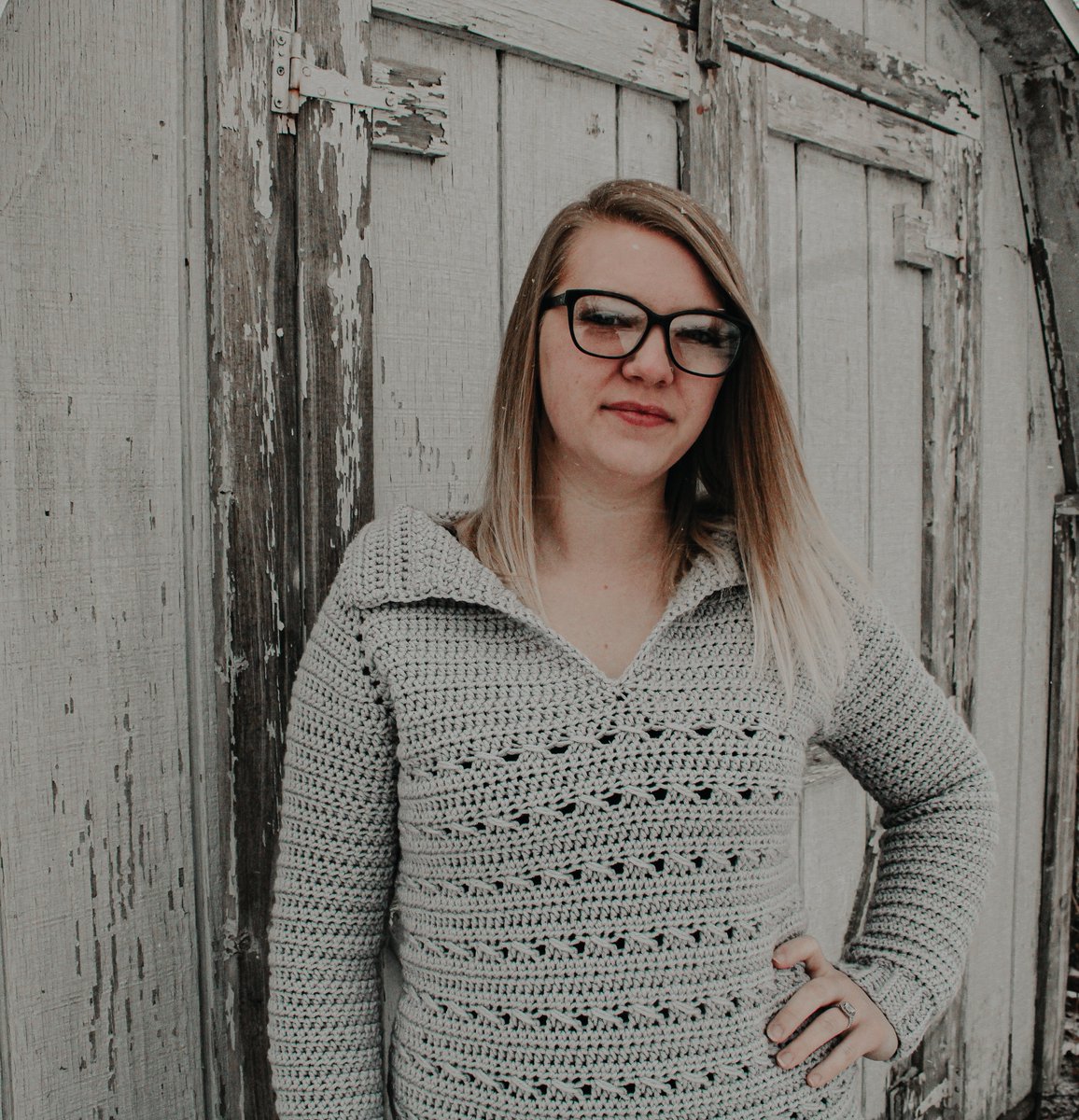 HeartfullStitch's tweet photo. ❗TESTER CALL❗
Introducing the Parker Pullover 😍
I've been wearing it non-stop since I finished it last week. If you're looking for a new favorite hoodie this is your gal.
If you would like to be a pattern tester fill out the application below! 
https://t.co/SxwvMtncWe https://t.co/GaNAKi5lyU