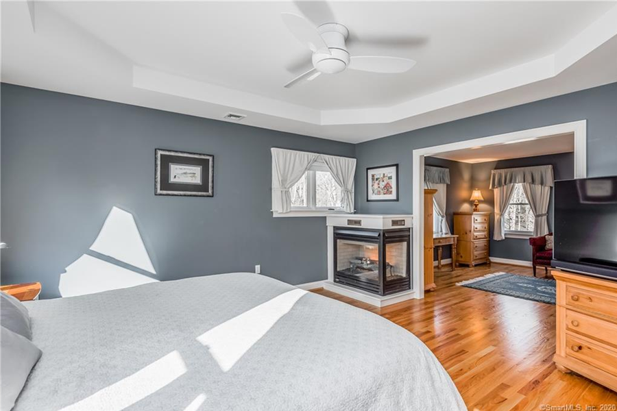 HommatiNetwork's tweet photo. 67 Chatham Road, Mansfield, CT 06268
https://t.co/EfxVjBgysN
#Hommati #ctrealestate #homesforsale #connecticuthomes #ctrealty #fairfieldcounty #fairfieldcountyrealestate @amyrioRealtor https://t.co/1VUyeMSot3