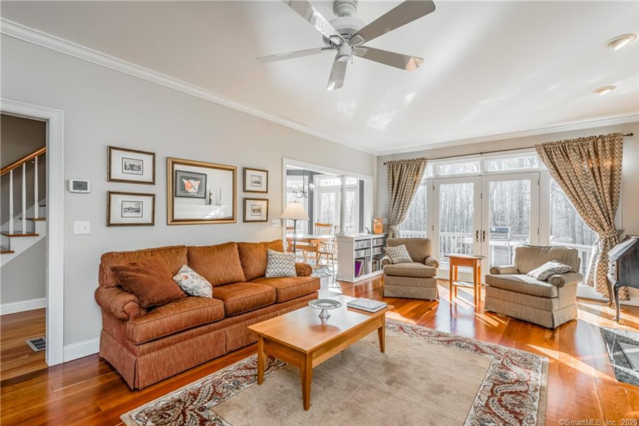 HommatiNetwork's tweet photo. 67 Chatham Road, Mansfield, CT 06268
https://t.co/EfxVjBgysN
#Hommati #ctrealestate #homesforsale #connecticuthomes #ctrealty #fairfieldcounty #fairfieldcountyrealestate @amyrioRealtor https://t.co/1VUyeMSot3