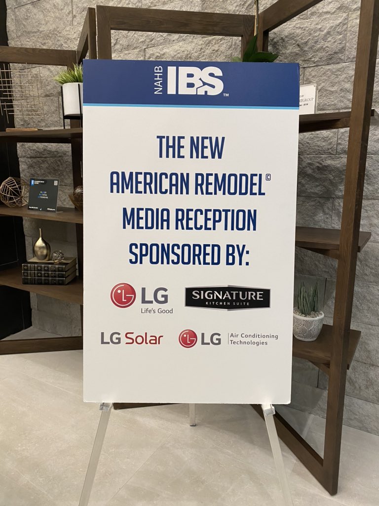 SKSappliances's tweet photo. π Live from #TNAR! We are so excited to be a platinum partner of @NAHBhome! Be sure to take a shuttle during #KBIS2020 to see this gorgeous home! #sksappliances #IBS2020 #LGforBuilders https://t.co/YY4kafyPH9
