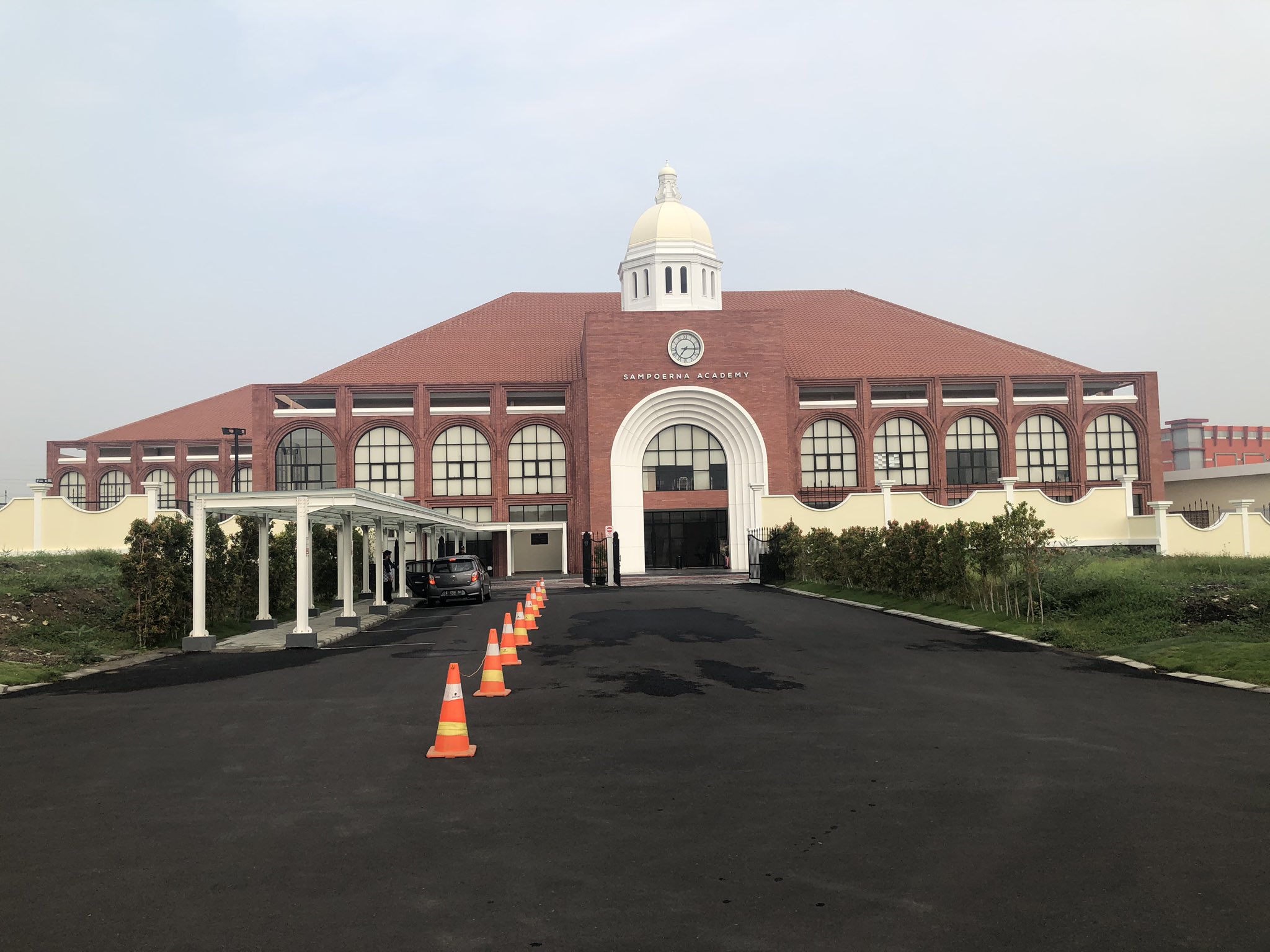 Sampoerna academy surabaya