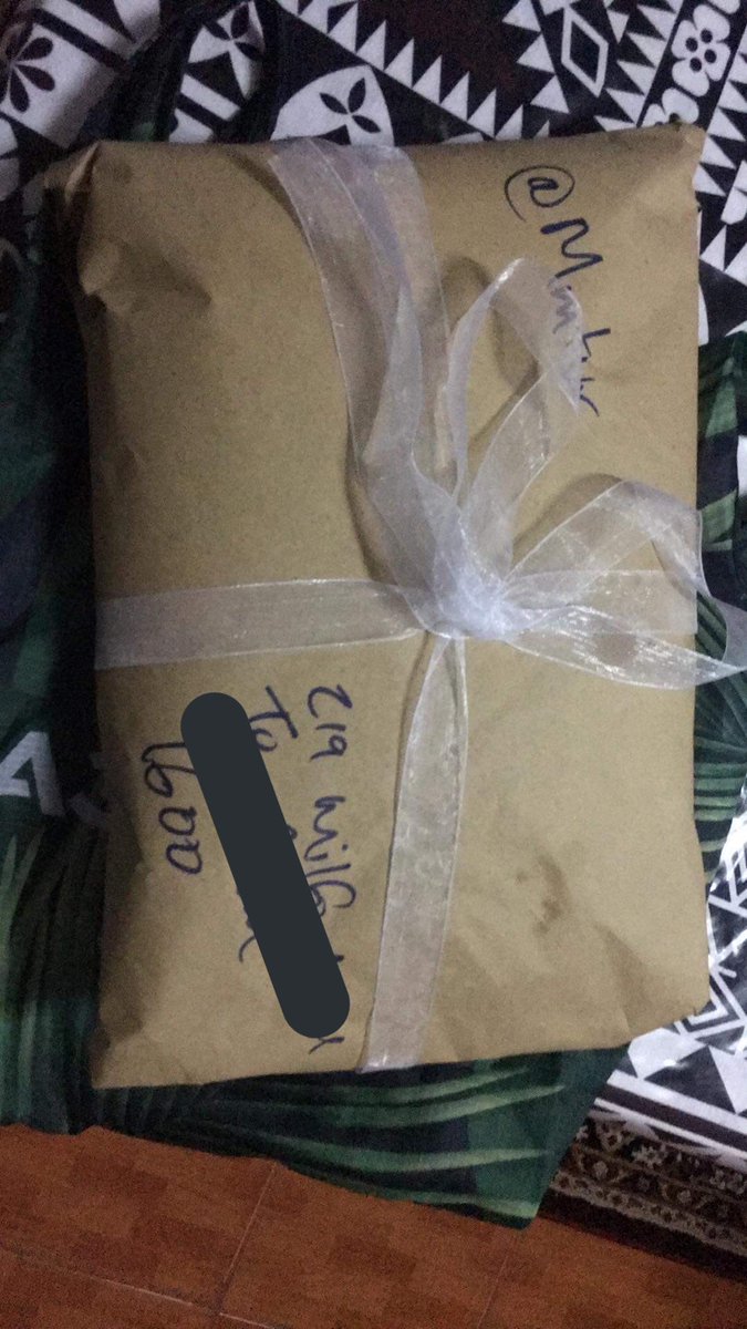 yip thas right beoblessss, it’s Christmas in Jan for me ❤️😂 I’m excited asf &amp; can’t wait to get my hands on my goodies haha Merry Christmas to my Secret Santa &amp; a Blessed 2020 to you xx #BulaSanta