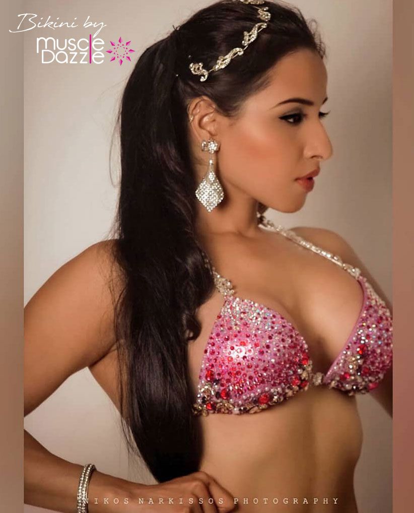 MuscleDazzle's tweet photo. Proud to have our CB539 competition bikini worn by the amazing @ankita_extreme. xx #muscledazzle #competitionbikini #crystalbikini #bikinicompetitor #arnoldclassic2019 #bikinifit #wbffpro #wettkampf #arnoldclassicau #bikinisuit #ocbbikini #fitnessmodel #6weeksout #olympia https://t.co/tyT79rIagS