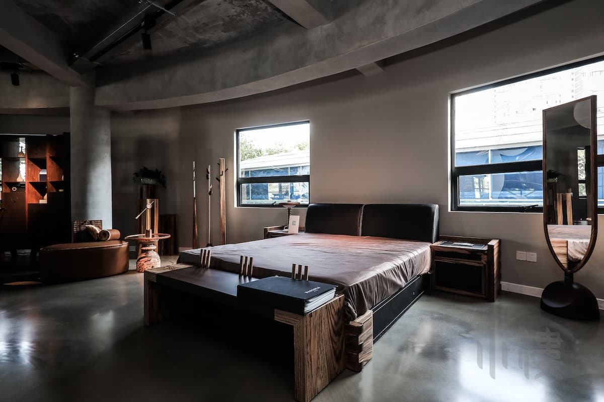ChinaCiff's tweet photo. Located at 3034 Longteng Avenue, Xiaolou brings together multi-form products, such as well-known domestic and foreign architectural design, home design, sculpture art, installation art, new material and smart home, opening “The First Year” of art furnishing. https://t.co/MUfbMiKWcp