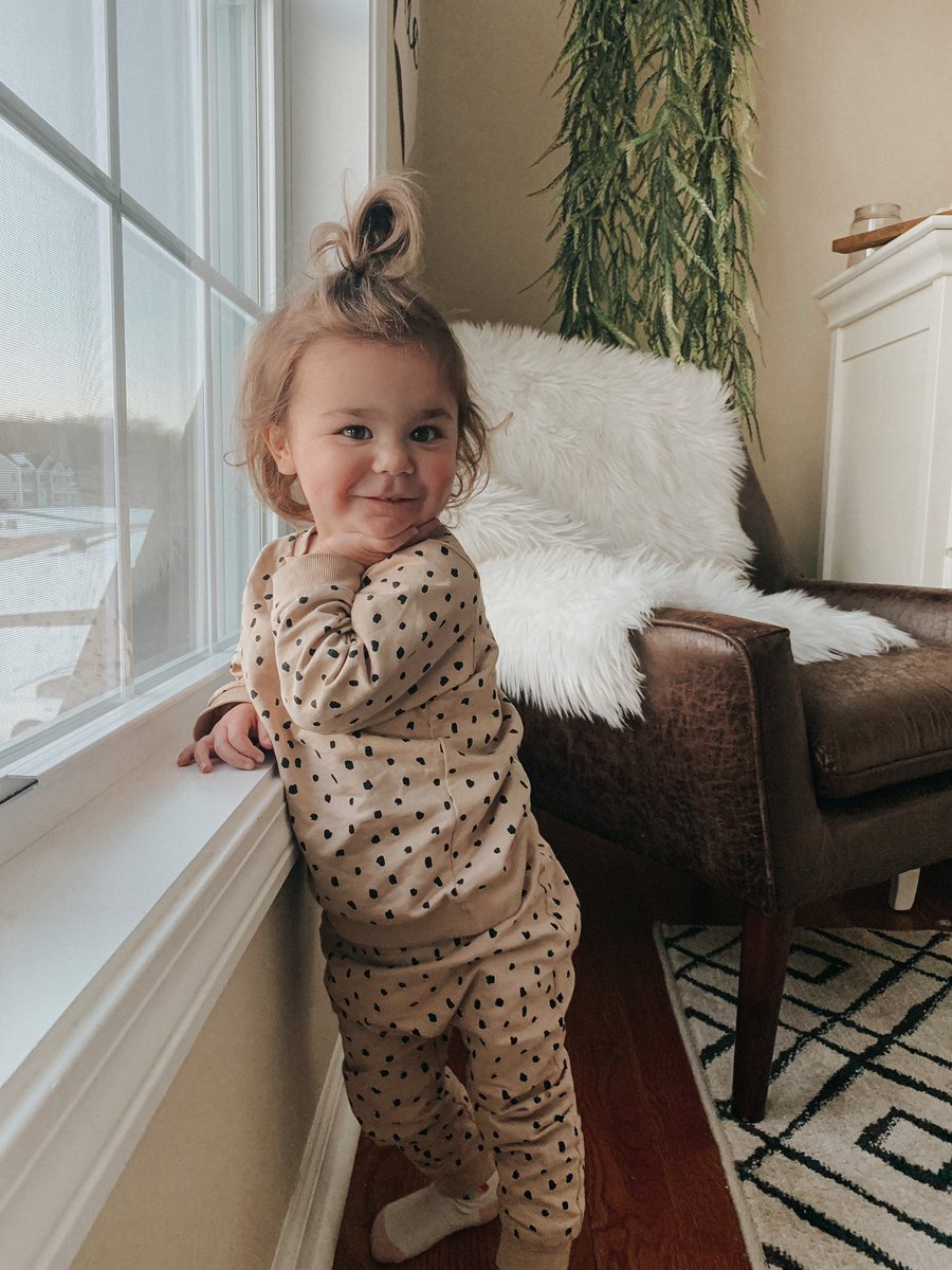 alohamandaaa's tweet photo. baby girlllll https://t.co/0sXlqRtzv7