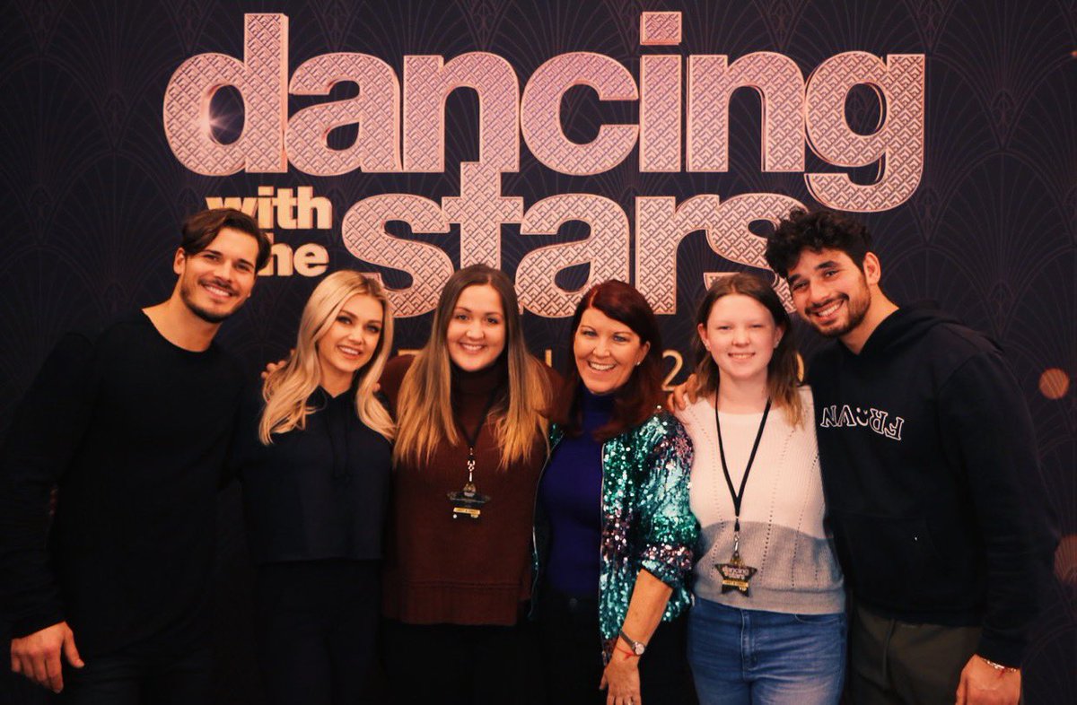 ansxleblanc's tweet photo. Definitely would do this again!! #DWTSTour https://t.co/Iw9IZdeEs3