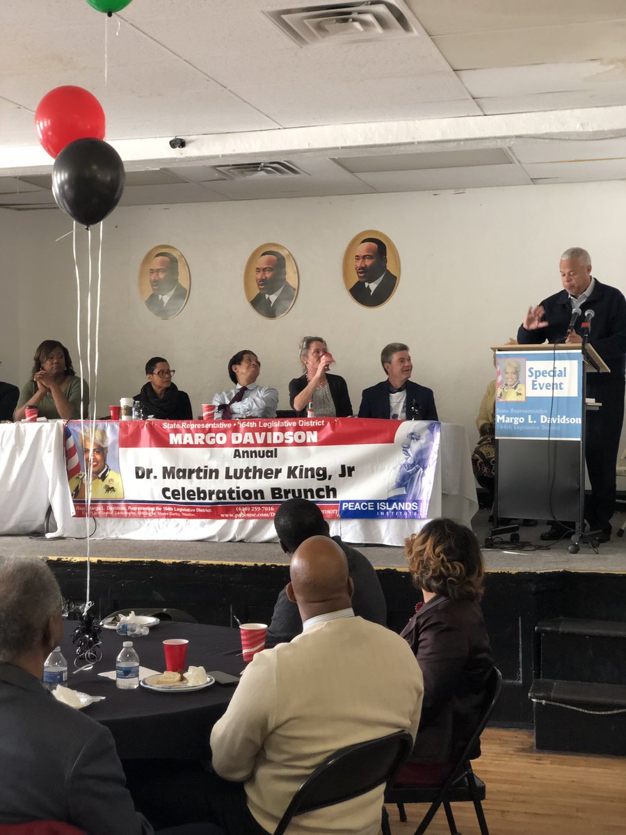 SenTonyWilliams's tweet photo. “The time is always right to do what is right” -Dr Martin Luther King Jr
#MLKDayofService #Dist8 @RepDavidson @RepMcClinton https://t.co/0XWRHx7CEv
