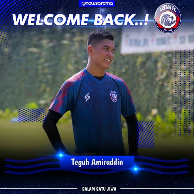 NewsArema's tweet photo. Arek Malang.. Akademi Arema.. Sebelumnya membela Singo Edan pada musim 2016, ia juga pernah memperkuat Timnas U23.. Welcome Back Sam @amiruddinteguh 🦁🥅
. ..
Salam Satu Jiwa
#Arema #AremaFc #SingoEdan #ArekMalang #TransferArema #TeguhAmiruddin #NewsAr… https://t.co/c86edR7bgn https://t.co/h5YC8XV0f6