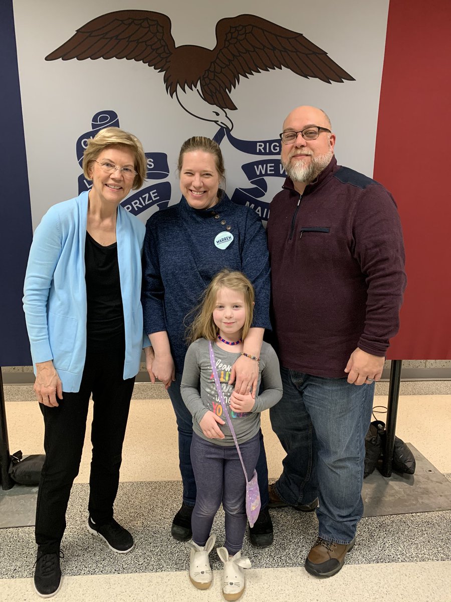 ericancook's tweet photo. #thankyou @ewarren @TeamWarren for a great community event today. #ALLIN2020 #IACaucus #criminaljusticereform #wrongfulconvictions #notacrimetobepoor https://t.co/mL0of6V9GM