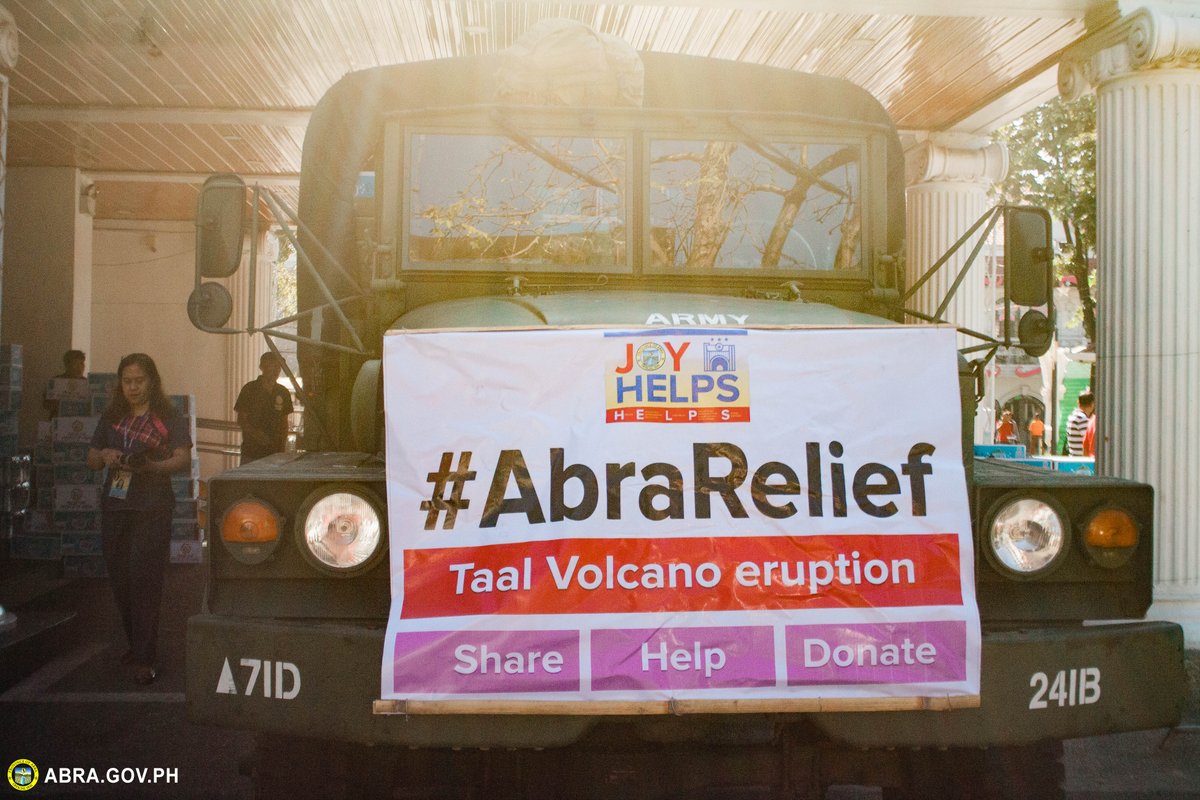 abragovph's tweet photo. From the Abreños to the Batangueños!
Three truckloads of relief goods delivered to Batangas for the Taal Volcano Eruption victims.

#JoyHELPS #AbraToBatangas https://t.co/gmNvhDTDHZ