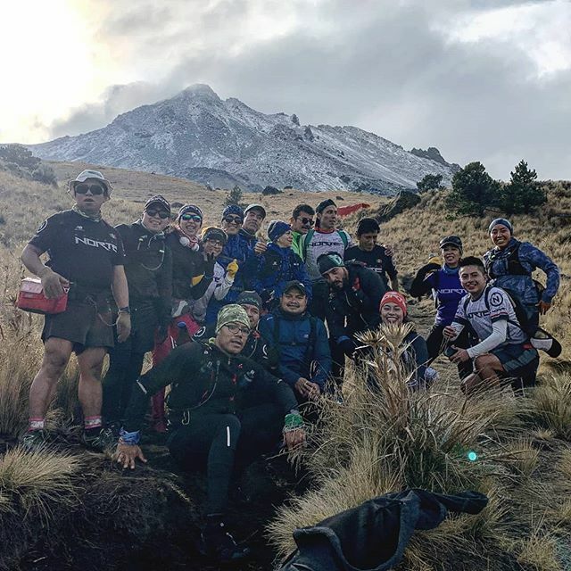 RunnersNorte's tweet photo. Síguenos en Instagram!! Primer Entrenamiento de altura en el hermoso #xinantecatl
@runnersnorte cada día más fuertes en la montaña 👊😎 ⛰️🏃🏻‍♂️.
.
Únete al team https://t.co/15QRUlKivR
.
.
.
.
.
.
.
.
#NevadoDeToluca #Montaña #Entrenamiento #entrenamiento… https://t.co/vfyhKeJn23 https://t.co/v9BLHTqBSC