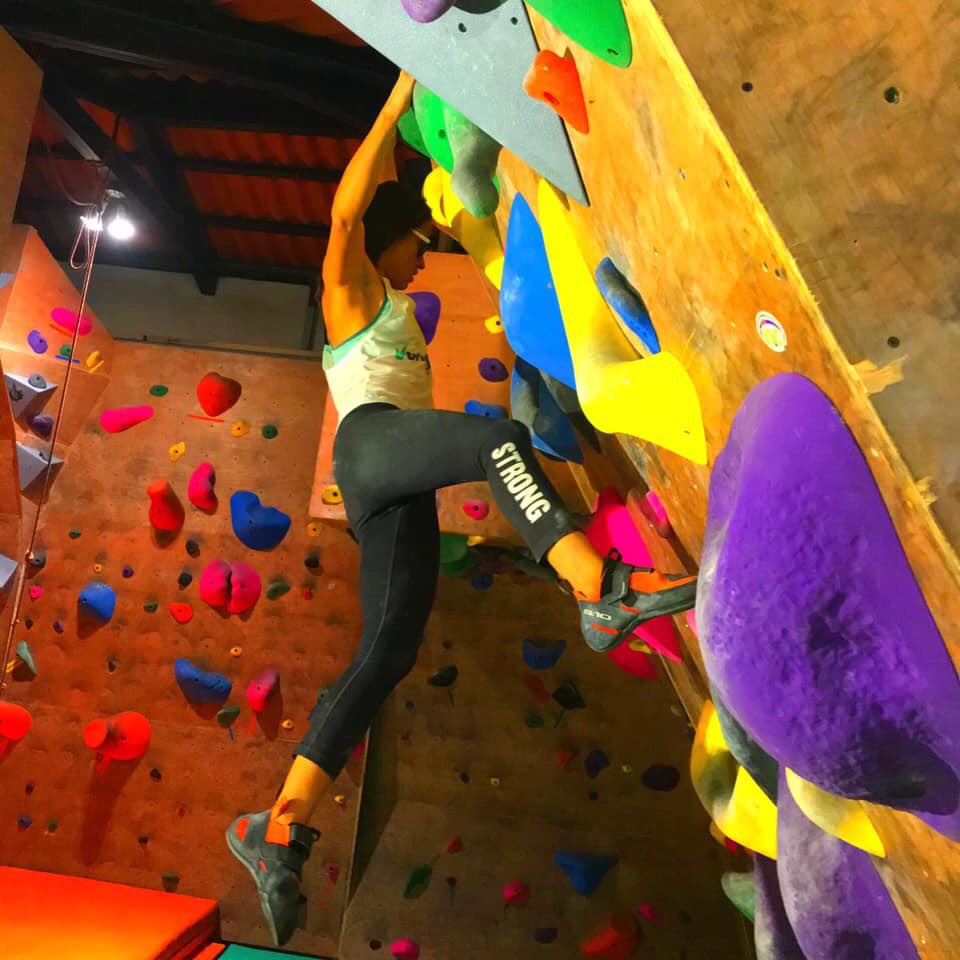 CMoreno_SV's tweet photo. #ClimbingTraining | El fin de semana pasado nos fuimos a QuboAntigua en Guatemala 🇬🇹 a entrenar en el tension board y a escalar en Amatitlán.
📸 👇🏻 Ya tenemos todo listo para nuestro curso el próximo sábado , mas información ! #Escalada #Climbing #ElSalvador #VerticalLab https://t.co/XkjoAxaEwQ