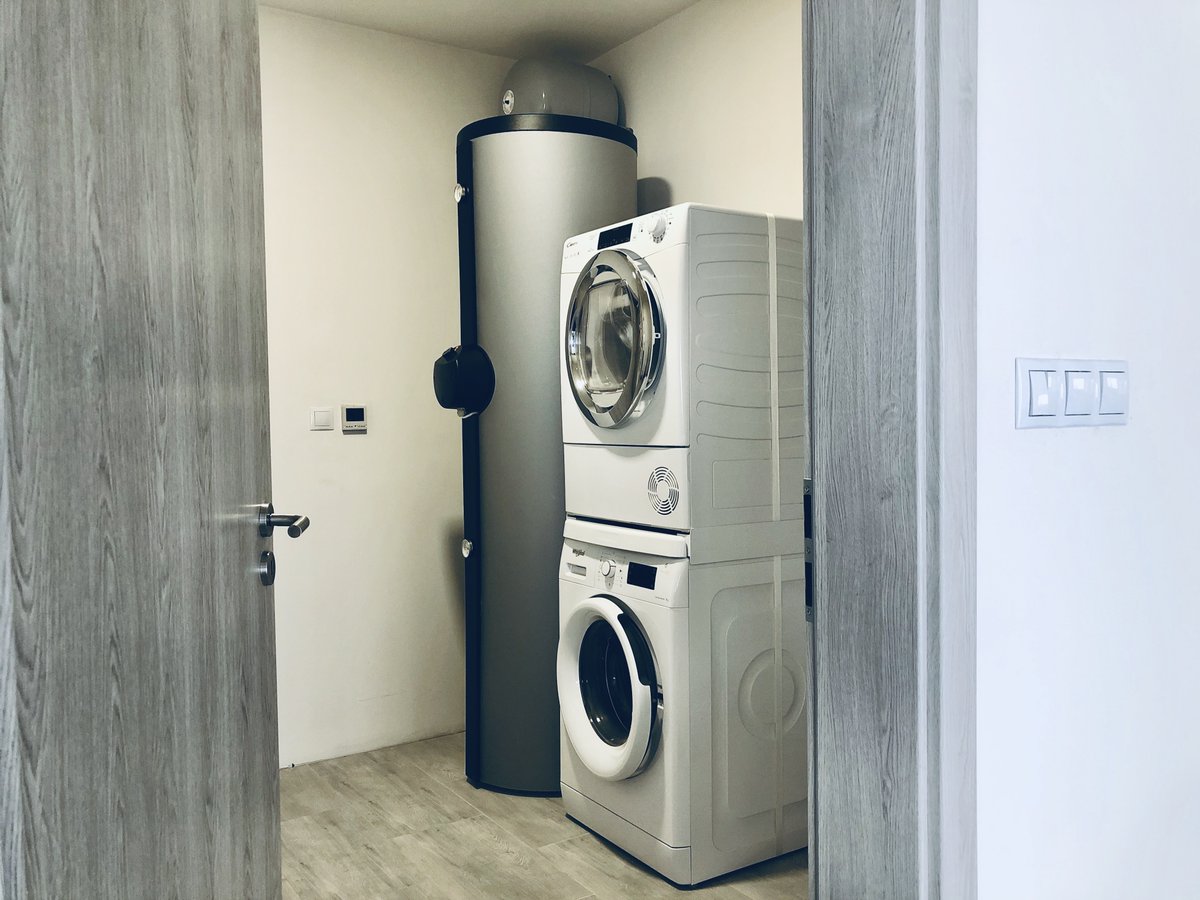 REVELpribram's tweet photo. ukázka z realizace nedaleko Příbrami - Dvojboiler (2x 160 l) pro přípravu teplé vody od 🇨🇿značky REVEL 🙌#přípravateplévody #dvojboilerREVEL #topení #heating https://t.co/OjBY191f22