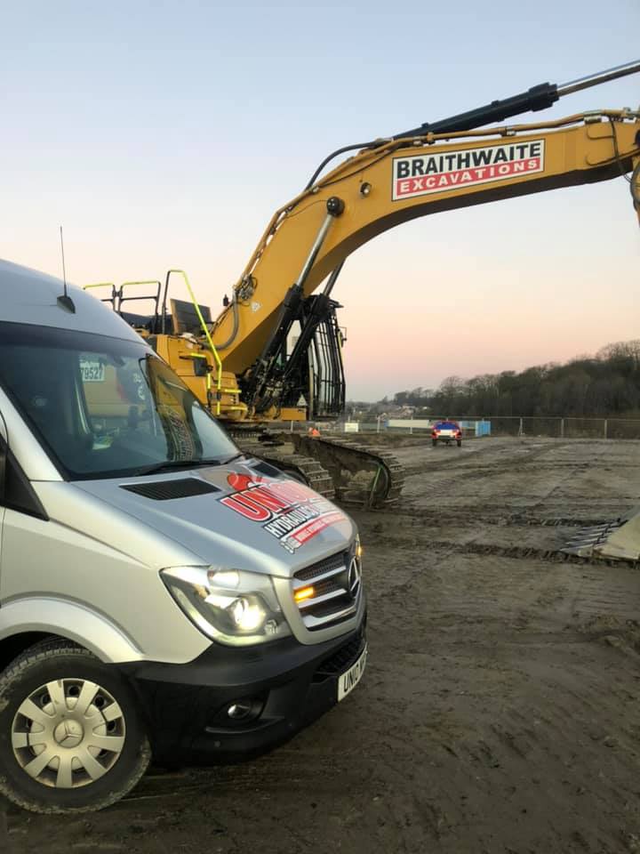 Nice early start to our morning! Cat hydraulic hose assemblies, supplied &amp; fitted on site. Give us a ring for more details on: 0777 2777801.
#hydraulics #Engineering #sheffieldissuper
