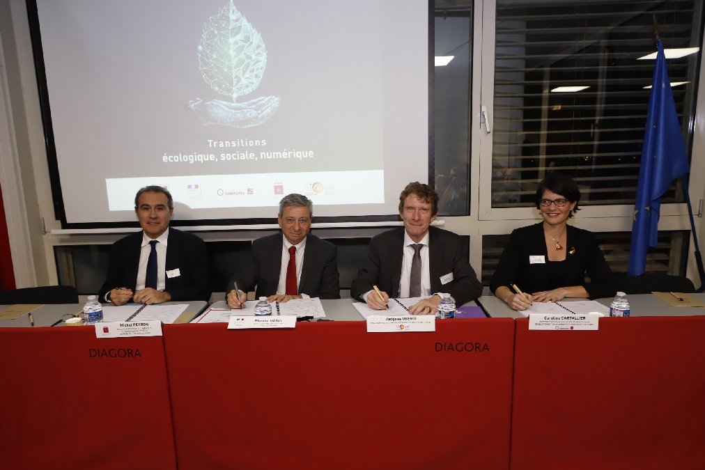 innopole's tweet photo. Hier, Signature du #CTE Contrat Transition écologique, merci aux entreprises engagées dans ce programme @SevenOccitanie #Lyptech #TransTEN @GRDF @TerreDePastel #EnovaAmenagement aux côtés des partenaires du #CTE @ademe @BanqueDesTerr @PrefetOccitanie #TechForGood https://t.co/WiKEa4roY1