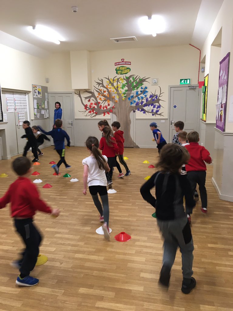 ActiveSchAngus's tweet photo. Amazing turn out this morning @LiffPS P.1-3 Tennis 🎾 with Jack from @WETCDundee @tennisscotland #lifflearninglegends #readyforlearning #gettingmoreactive #hasago #cooperate #nevergivesup #activeangus #schoolclublinks https://t.co/lBMuKK6AEB
