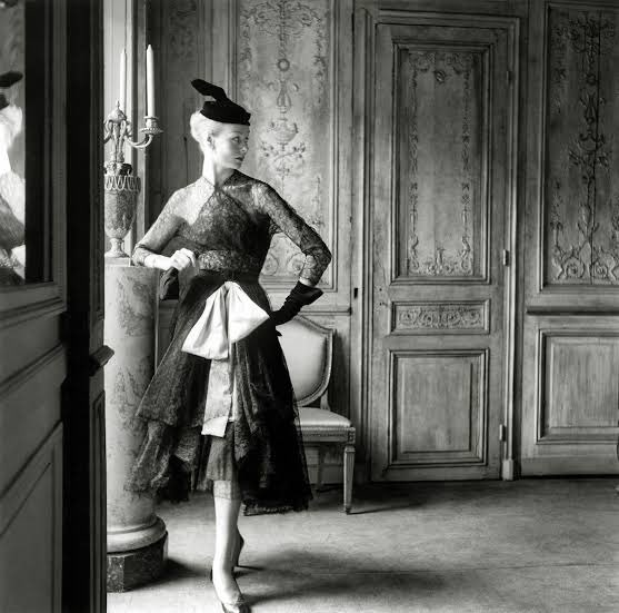 thisdayofdays's tweet photo. Cristóbal Balenciaga AND Christian Dior were both born on this day, in 1895 and 1905 respectively. #impossiblebuttrue https://t.co/qrIKRtAWLB