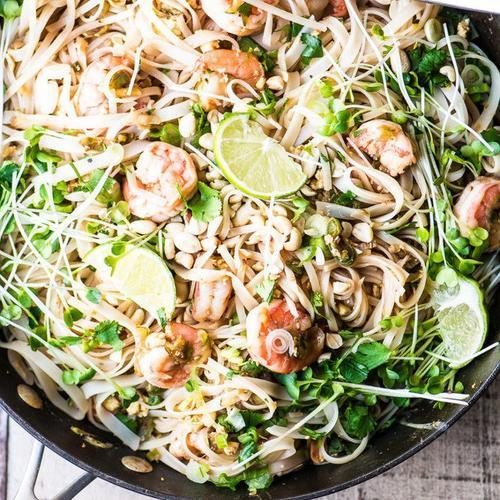 HeyFoodApp's tweet photo. Shrimp Pad Thai
📲 Get the recipe: https://t.co/gSxY8UXX61

Recipe credit: The View From the Great Island

#glutenfreelife #glutenfreeblogger #glutenfreerecipe #glutenfreelondon #glutenfreelifestyle #glutenfreeeats #glutenfreelunch #glutenfreefoodie https://t.co/rOxCVLjh6c