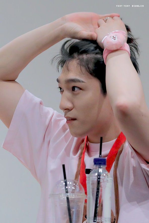 udah dibikin rapi-rapi malah mbok berantakin pitikih