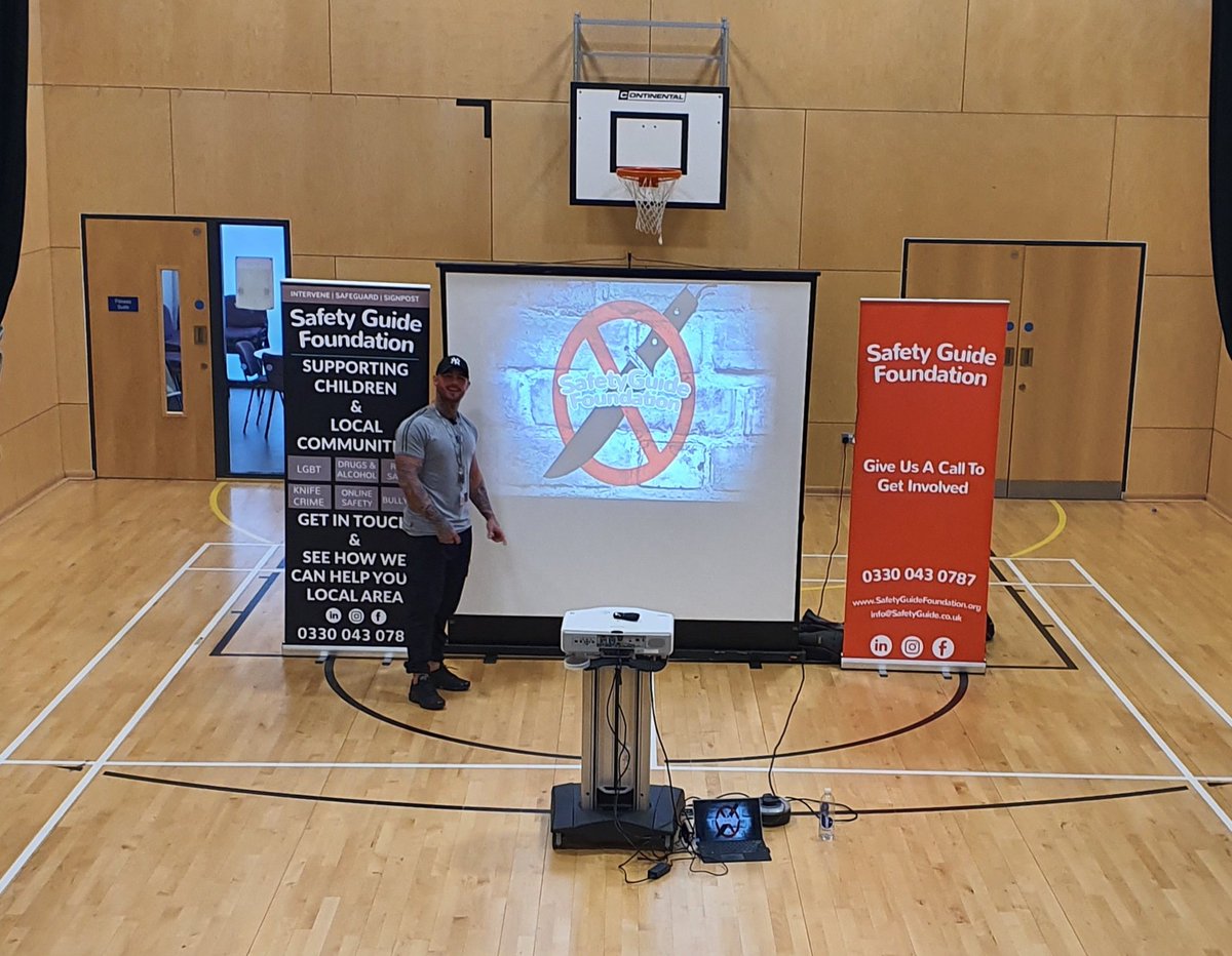 JJeffect18's tweet photo. Ready for another day of my JJ effect anti knife crime talks here in Manchester ❤ let's changes lifes ❤ #notoknifecrime #safetyguidefoundation https://t.co/lkN6eg8qMX