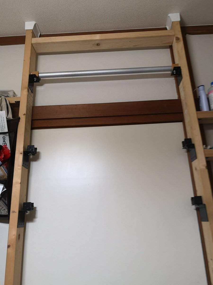 自宅で懸垂 家でおすすめのコンパクトな器具はコレ 代わりになる筋トレも紹介