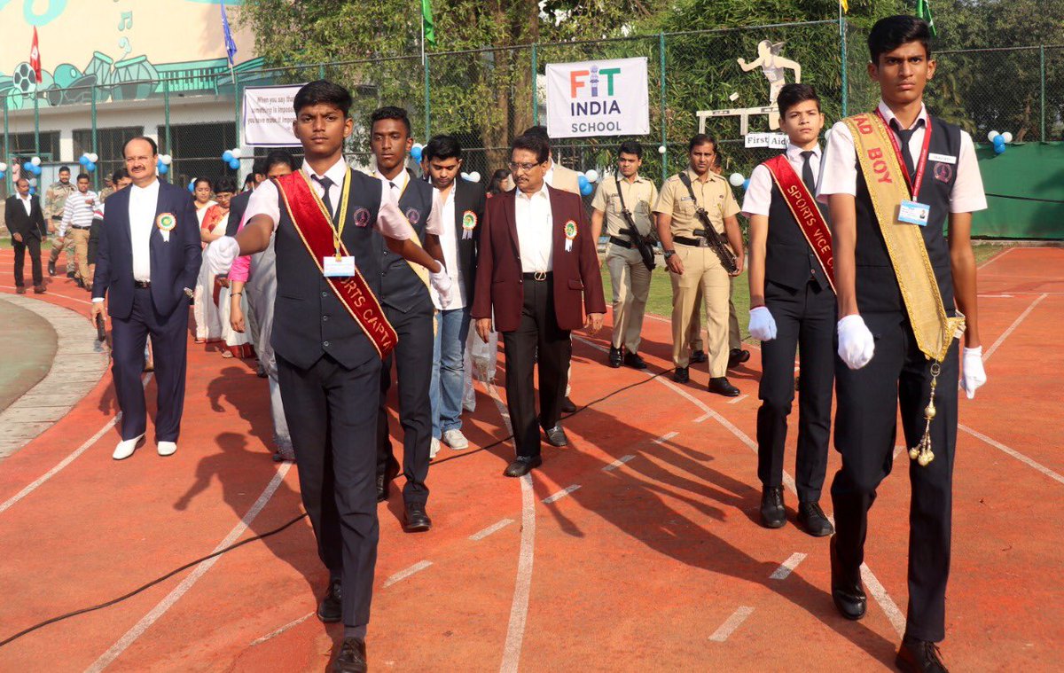 holywritschool's tweet photo. The five S’s of sports training are stamina, speed, strength, skill, and spirit; but the greatest of these is spirit which was clearly displayed on the ground.
Here we present a glimpse of our Annual Sports Day 2020
#ExperienceHolyWrit
#BestInternationalBoardingSchoolINIndia https://t.co/z7qLOhGpG8