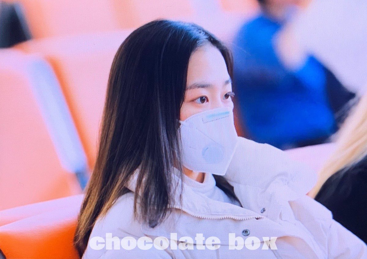 𝐜𝐡𝐨𝐜𝐨𝐥𝐚𝐭𝐞 𝐛𝐨𝐱🍫 tweet media