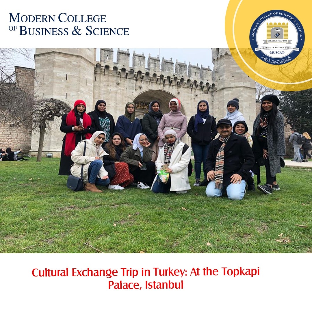 mcbsoman's tweet photo. #ModernCollege #mcbs #culturalexchange #turkey🇹🇷 #newopportunities #students #oman #bosher
#الكليةالحديثة_للتجارة_والعلوم #تركيا🇹🇷 #طلاب #فرص #تبادل_ثقافي https://t.co/i0nnFIcbpF