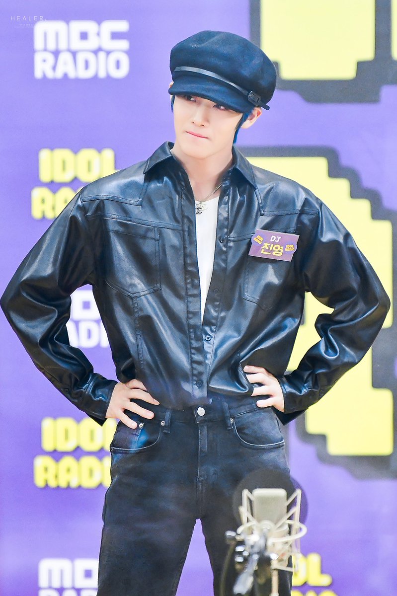 Healer098510's tweet photo. 200120 HQ

IdolRadio 

#CIX  #팬바라기 #배진영 #JINYOUNG #BAEJINYOUNG https://t.co/u4mq01JrkJ