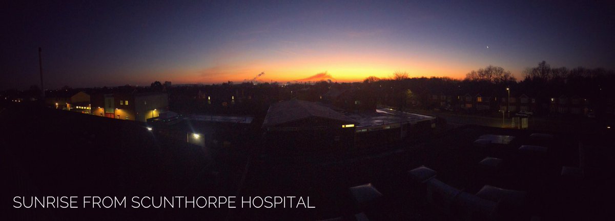 marc_efmltd's tweet photo. Gearing up for a beautiful sunrise over #Scunthorpe as taken from @ScunnyHospital this morning ..... another week of #NHSPropertyManagement and #Teamwork #HaveAGreatDay https://t.co/bIBfYLPao9