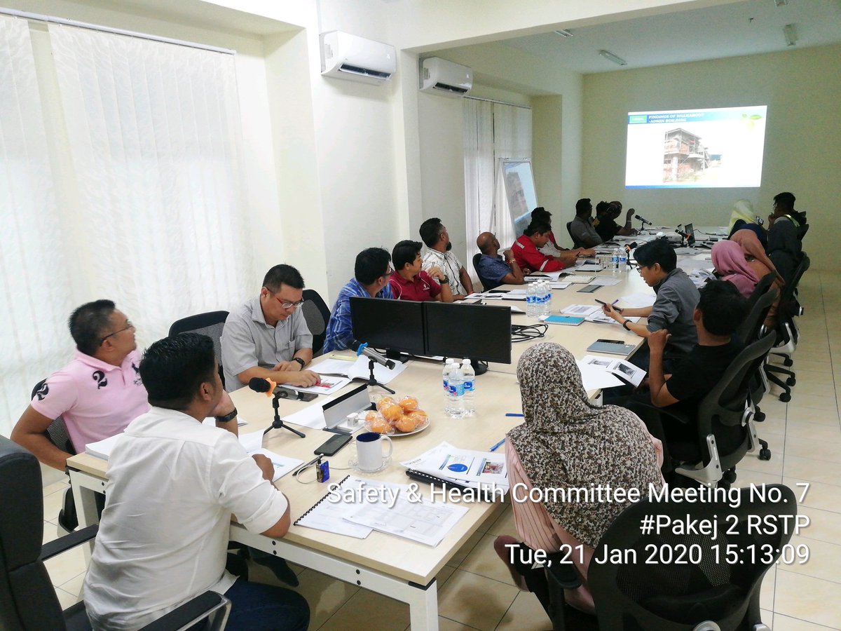 Papan2Stp's tweet photo. Ipoh RSTP Pakej 2 - 21.1.2020 - Mesyuarat Jawatankuasa Keselamatan & Kesihatan No. 7 yang dipengerusikan oleh En. Zulkifli Bin Ahamad. #Papan2STP #IpohRSTP #perak #Pakej2STP#Ipohregionalsewagetreatmentplant #yourfutureisourcommitment #loyalengineering https://t.co/431gJsQwse