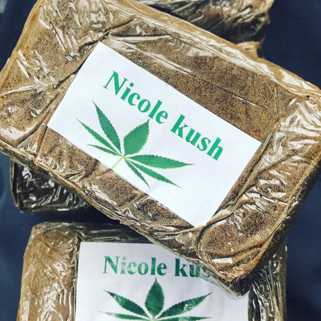 Kingweedfr2's tweet photo. Whatsap uniquement / +33 6 44 69 69 52
Wickr//kingweedfr
 #weedportugal #walesweed #beuh #joint #joints #jointsmoker #lpds #weedinparis #parishotel #parisairport # #paris6 #norddelafrance #suddelafrance #ouestfrance #paris9 #parisjetaime #parisiloveyou #restaurantparis #paris19 https://t.co/QR6obj1rcK