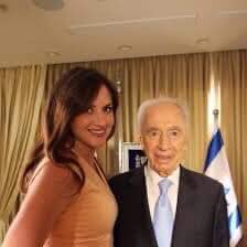 MayKhreich's tweet image. "هادلي غامبل"…صحافية في CNBC…آداة في الحملة الصهيونية على #جبران_باسيل…هذه تريد ان تمنع #باسيل من الذهاب الى #دافوس…تريد محاسبته وتحمله مسؤولية كل ما يحصل في لبنان…بناءً عليه…كل من يقوم في لبنان بحملة ضد مشاركة #جبران_باسيل في #دافوس هو متآمر ومشارك في هذه الحملة الصهيونية