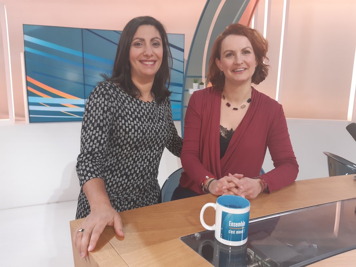 FTravail_PDL's tweet photo. Un entretien en visio-conférence avec son conseiller #poleemploi c'est possible? Isabelle Jouet-Devillers, conseillère #emploi nous dit tout mercredi 22/01 sur @F3PaysdelaLoire, Ensemble c'est mieux. Un nouveau moyen d'échanges simple et sécurisé qui peut éviter des déplacements. https://t.co/1sItaKDt9r