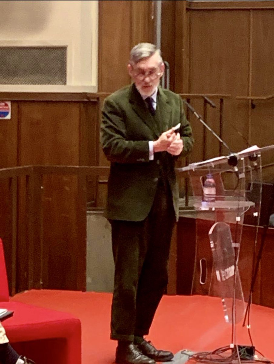 Tant de gens à 🙏🏼 pour la réussite de cette première soirée organisée par #RaisonDePlus et le @CEDRE_Republic. Pour cx qui l’ont ratée,résumé vidéo à venir. D’ici là je vous laisse avec cette formule de Michael Foessel «La liberté des uns COMMENCE là où commence celle des autres»