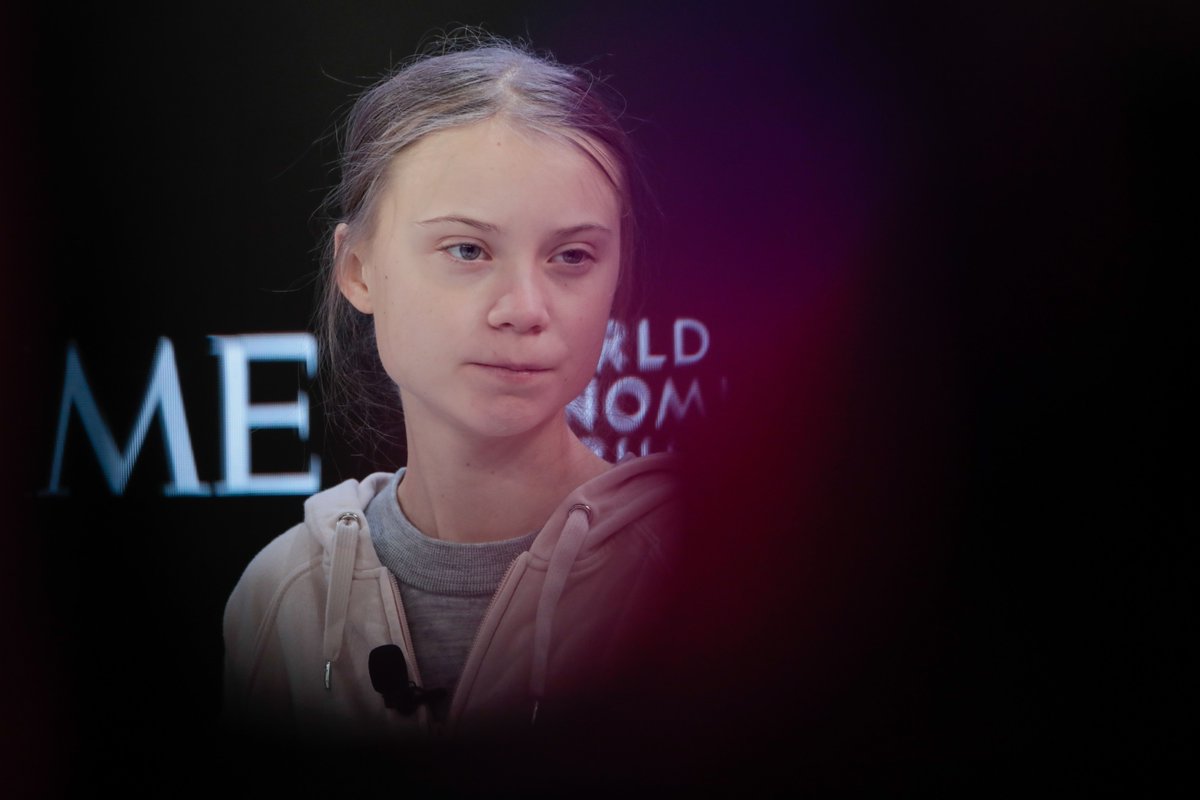 LATEST: Greta Thunberg tells a packed panel discussion at Davos “pretty much nothing has been done” to tackle climate change, as emissions of carbon dioxide have not declined trib.al/sBfu146 #wef20