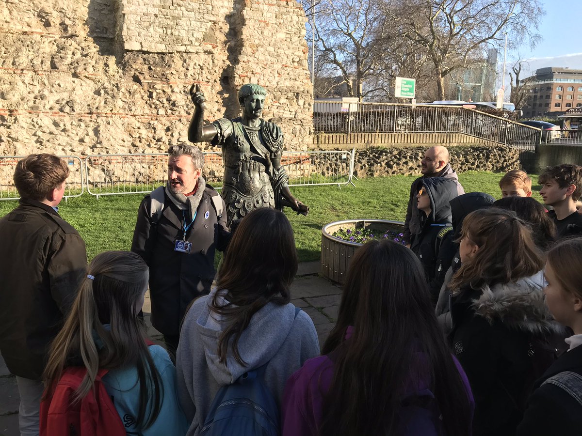 Thanks @HelleneTravel for stunning day in London with Y9 Latin students visiting <a href="/britishmuseum/">British Museum</a> incredible Troy exhibition and a fascinating walking tour of Roman London with Mark!