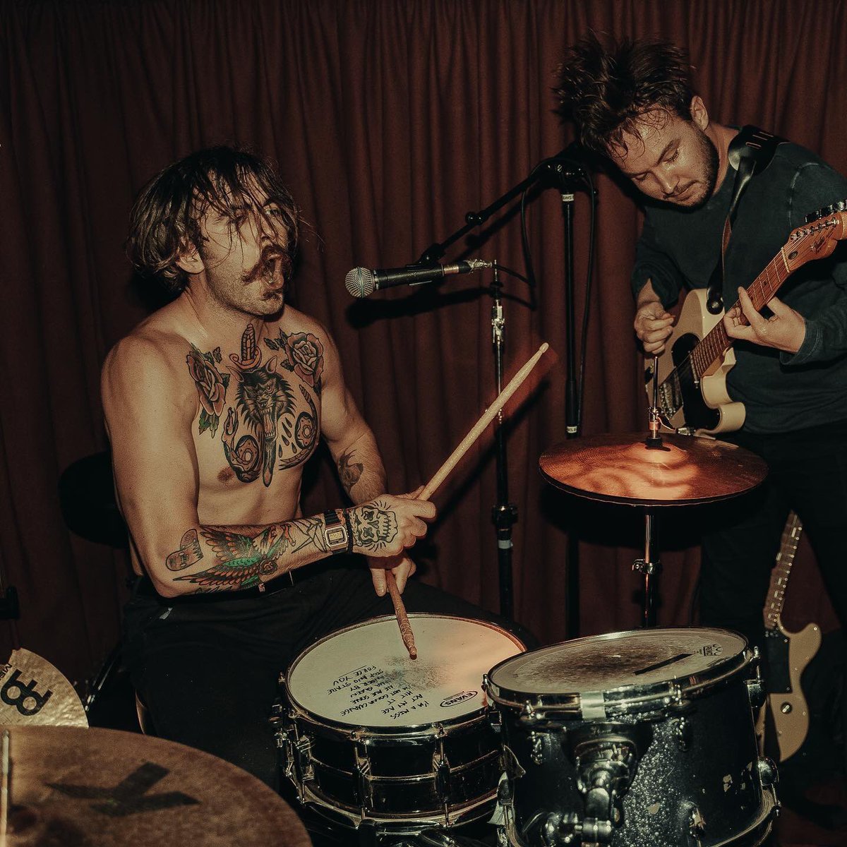 ModernAgeMusicHQ tweet media