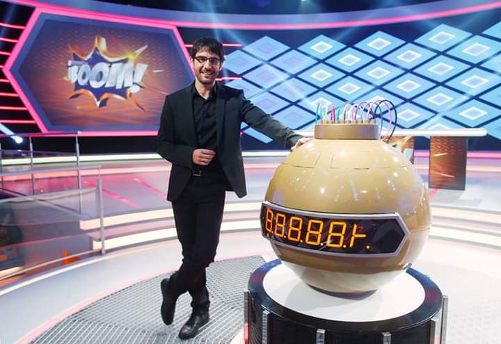 MUY ATENTOS HOY AL PROGRAMA <a href="/A3Boom/">¡Boom!</a> 
JUANRA BONET volverá a sorprendernos con una 'pregunta bomba' que será un nuevo guiño a #ARACENA 
El programa fue reconocido el pasado 2019 con la Palmatoria en los #GalardonesTurísticosGrutaDeAracena ¡Gracias <a href="/Gestmusic/">Gestmusic</a>!
<a href="/AracenaTurismo/">Aracena Turismo</a>