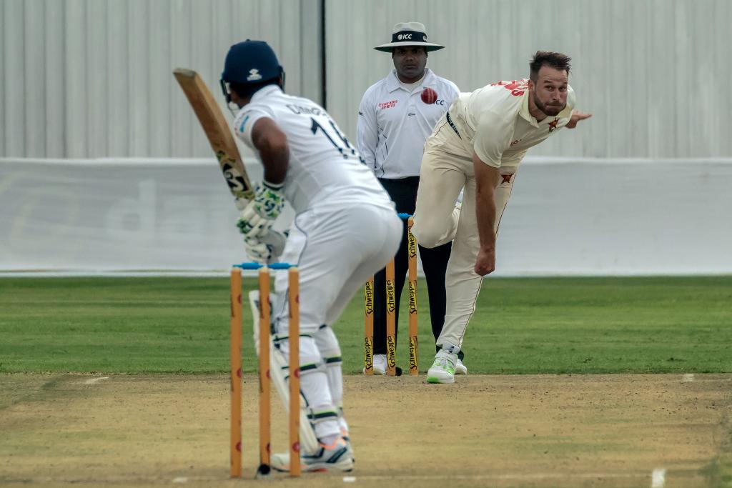 5️⃣0️⃣*The second-wicket stand between Kusal Mendis and Dimuth Karunaratne has touched the 50-run mark.#ZIMvSL SCORECARD ▶️http://bit.ly/Zim-SL1