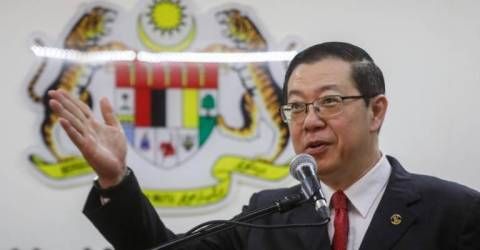 theSundaily's tweet photo. Lim denies car price hike, govt still discussing https://t.co/zLKXOnvA2W

#thesundaily #LimGuanEng #FinanceMinistry #carprices #exciseduties #WTO #Malaysia https://t.co/xOAA33JGzi