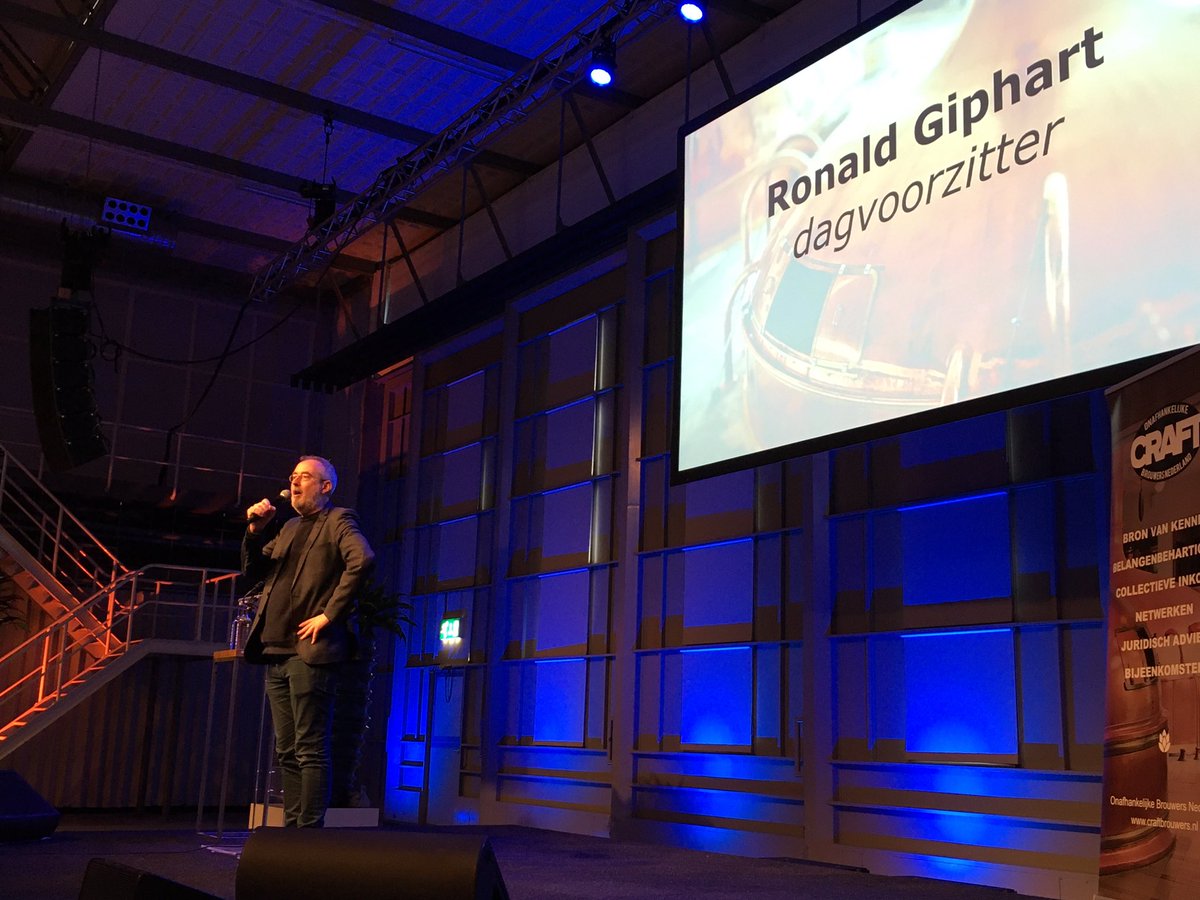 MichaelHoreca's tweet photo. Opening Dutch CRAFT Beer Conference #DCBC2020 van @craftbrouwers door @ronaldgiphart in Den Haag. https://t.co/uaDDuka7QO