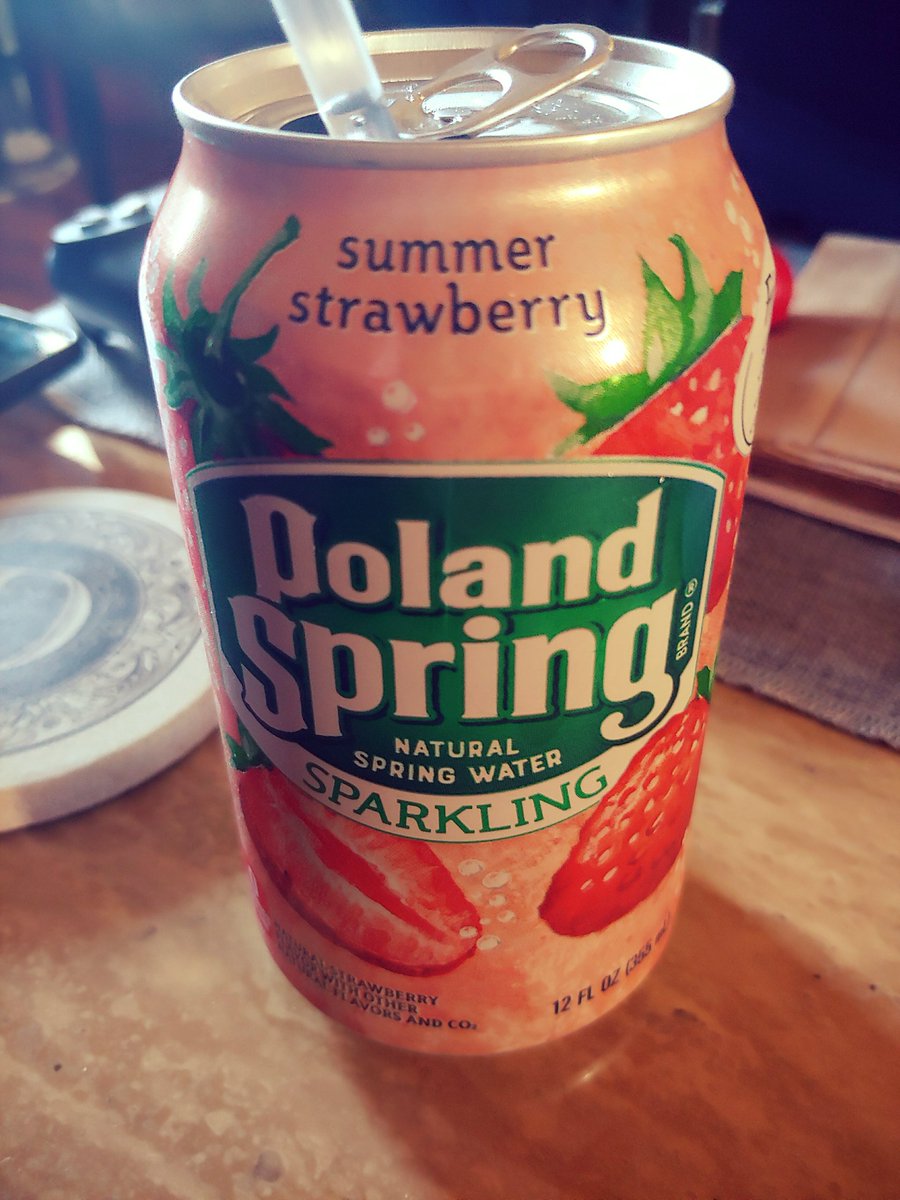 DaRealXFactor's tweet image. My new fav! 😍 Thanks @PolandSpringWtr #polandspringbubbly